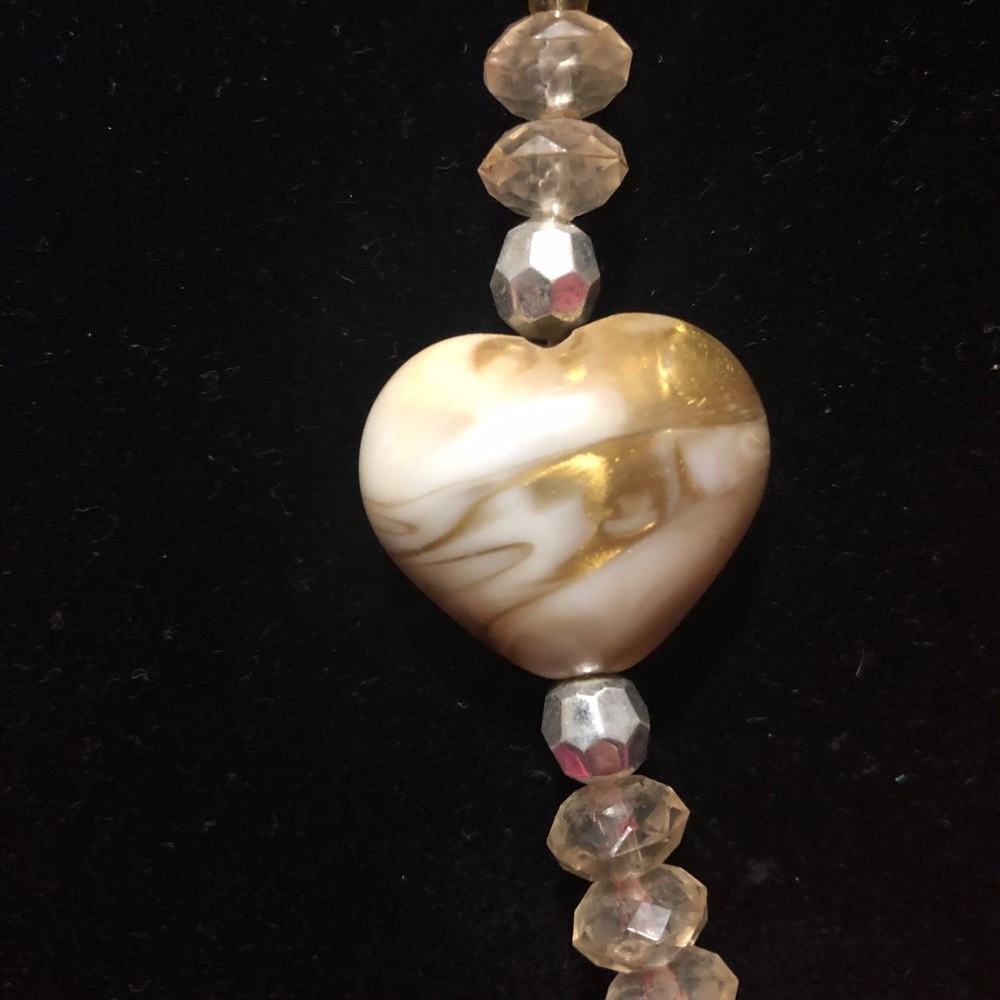 Beaded Faux Stone Heart Necklace Gold Veining on Hearts Valentines Day G… - Picture 3 of 7